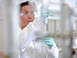 laboratory testing image by ross vincent Birmingham-industrial photographer