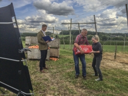 BTS-Aglinandpull-0401 - Ross Vincent Photography