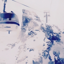 Meribel-Ski-lift-