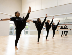 King-Edward-VI-Northfield-School-for-Girls-dance-class