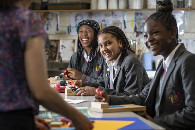 Handsworth-Wood-Girls-Academy-Art-class-scaled